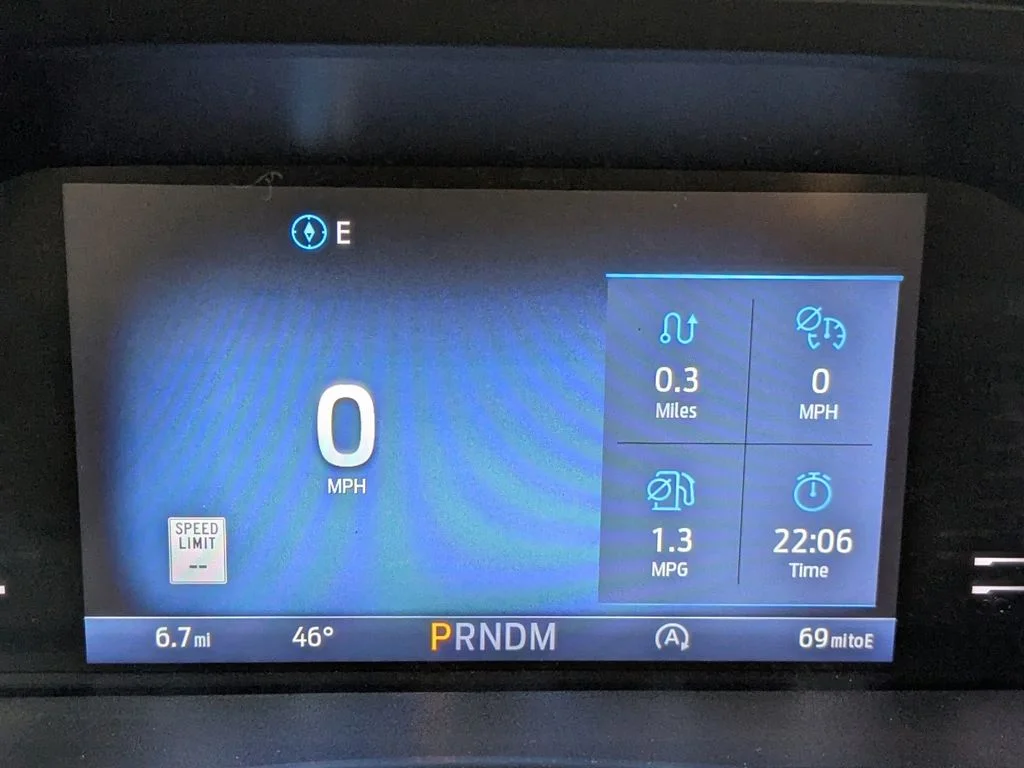 New 2025 Shadow Black Ford XLT image 24