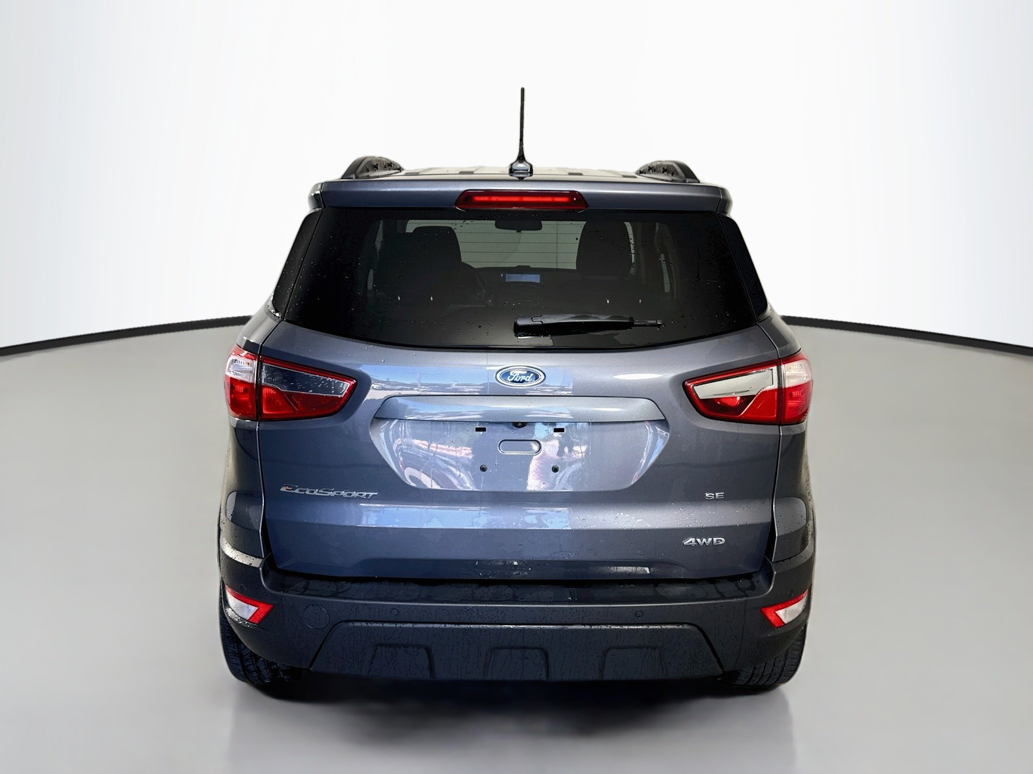 Used 2022 Smoke Metallic Ford SE image 11