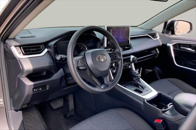 Certified Used 2025 MAGNETIC GRAY MET. Toyota  image 17