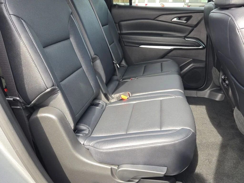 2026 Chevrolet Traverse LT - Photo 9