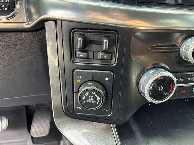 Used 2023 Black Ford Lariat image 29