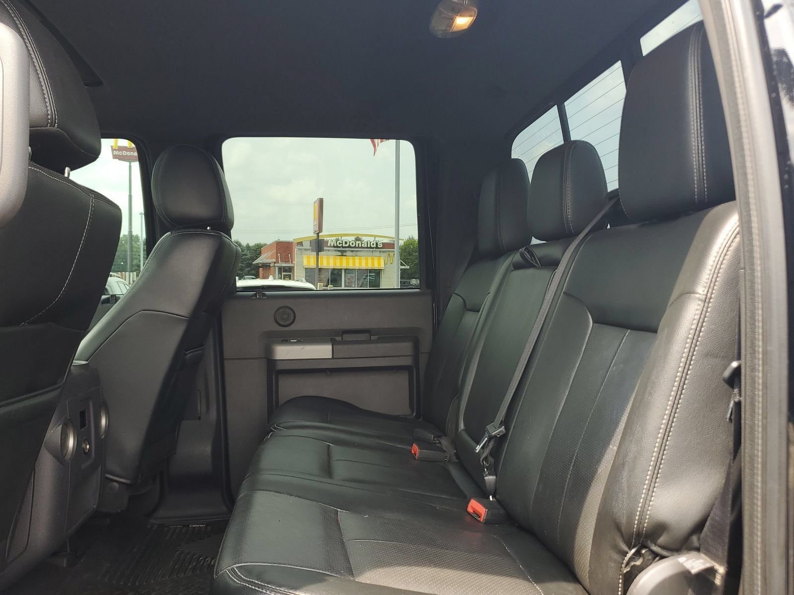 Used 2016 Black Ford Lariat image 9