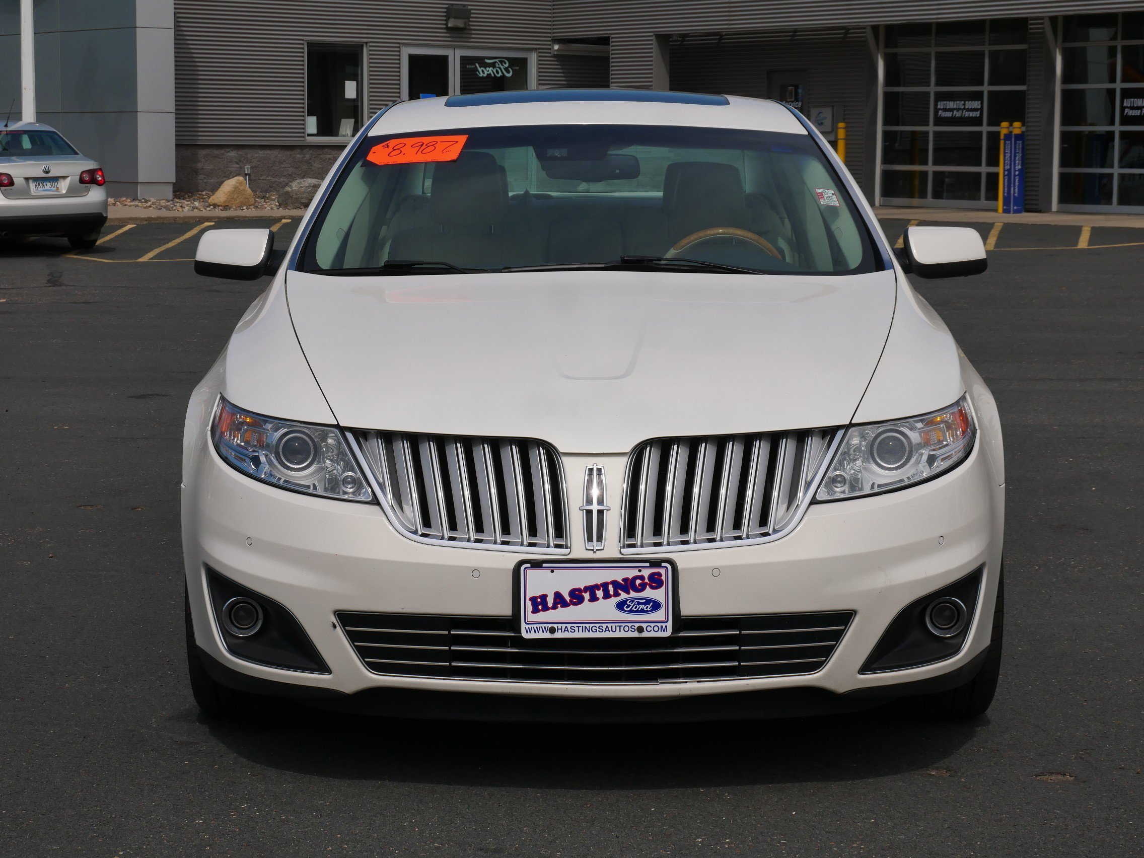 Used 2009 White Lincoln  image 9