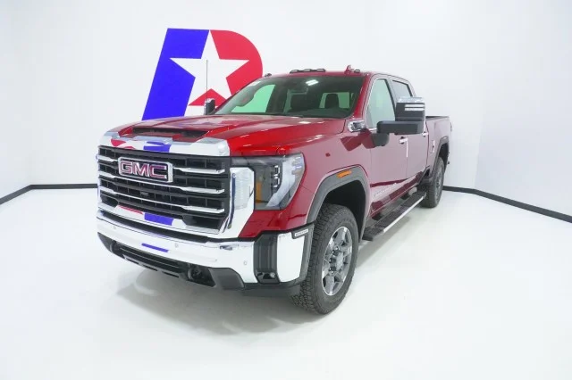 2026 GMC Sierra 4WD Crew Cab Standard Box SLT's photo