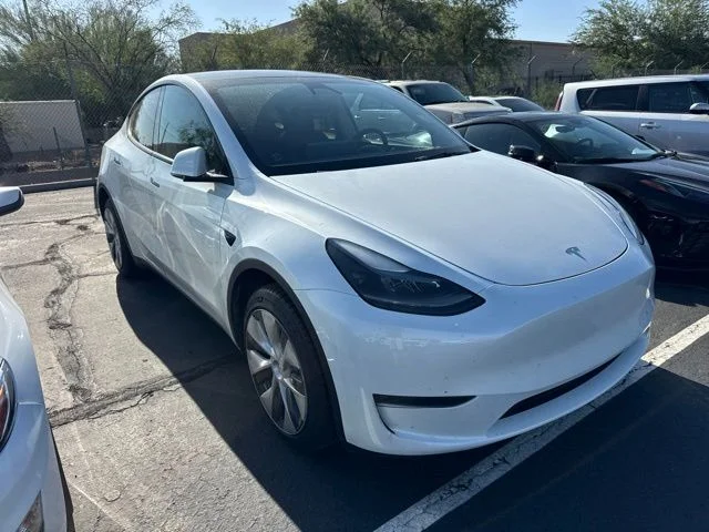 Used 2023 Black Tesla Long Range image 2