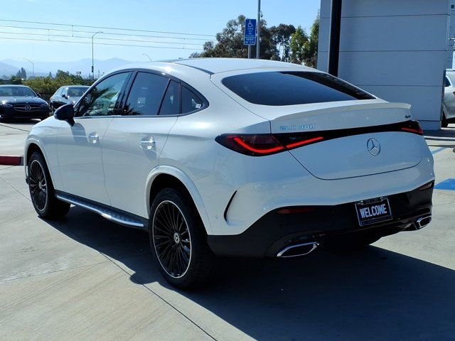 New 2026 White Mercedes-Benz GLC 300 Coupe image 20
