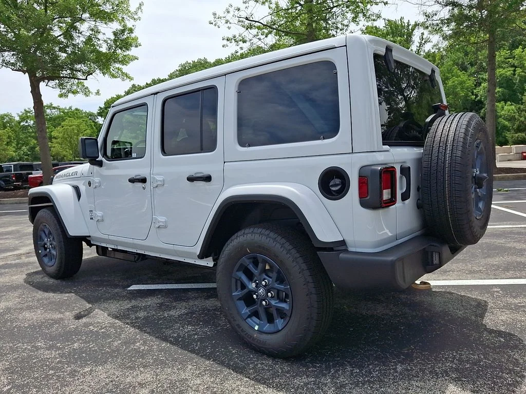 New 2026 Bright White Clear-Coat Exterior Paint Jeep 85th Anniversary Edition image 3