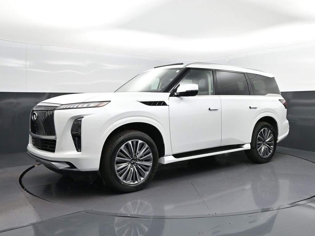 New 2026 RADIANT WHITE INFINITI Luxe 2WD image 3