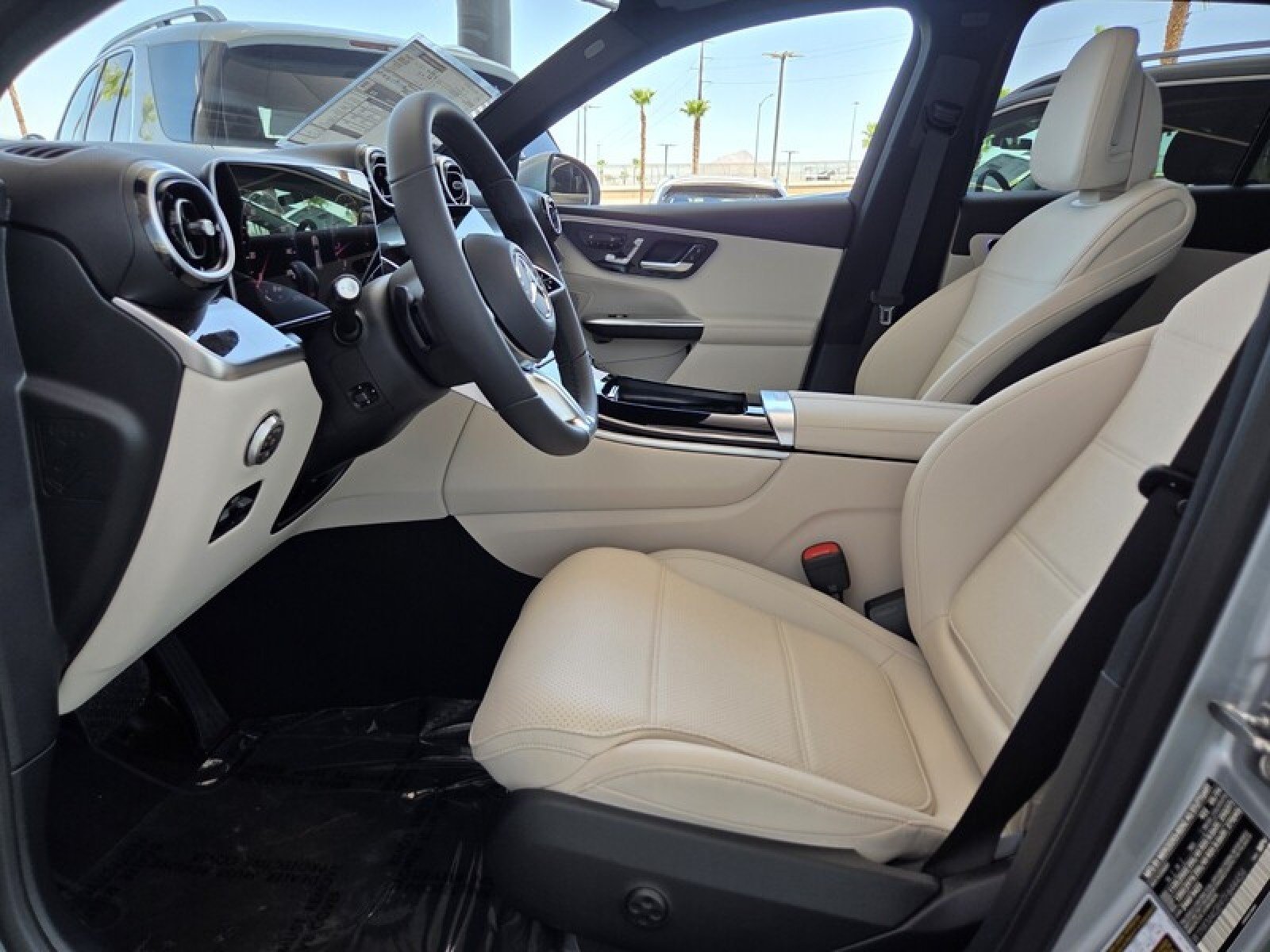 New 2026 Cirrus Silver Metallic Mercedes-Benz GLC 300 SUV image 11