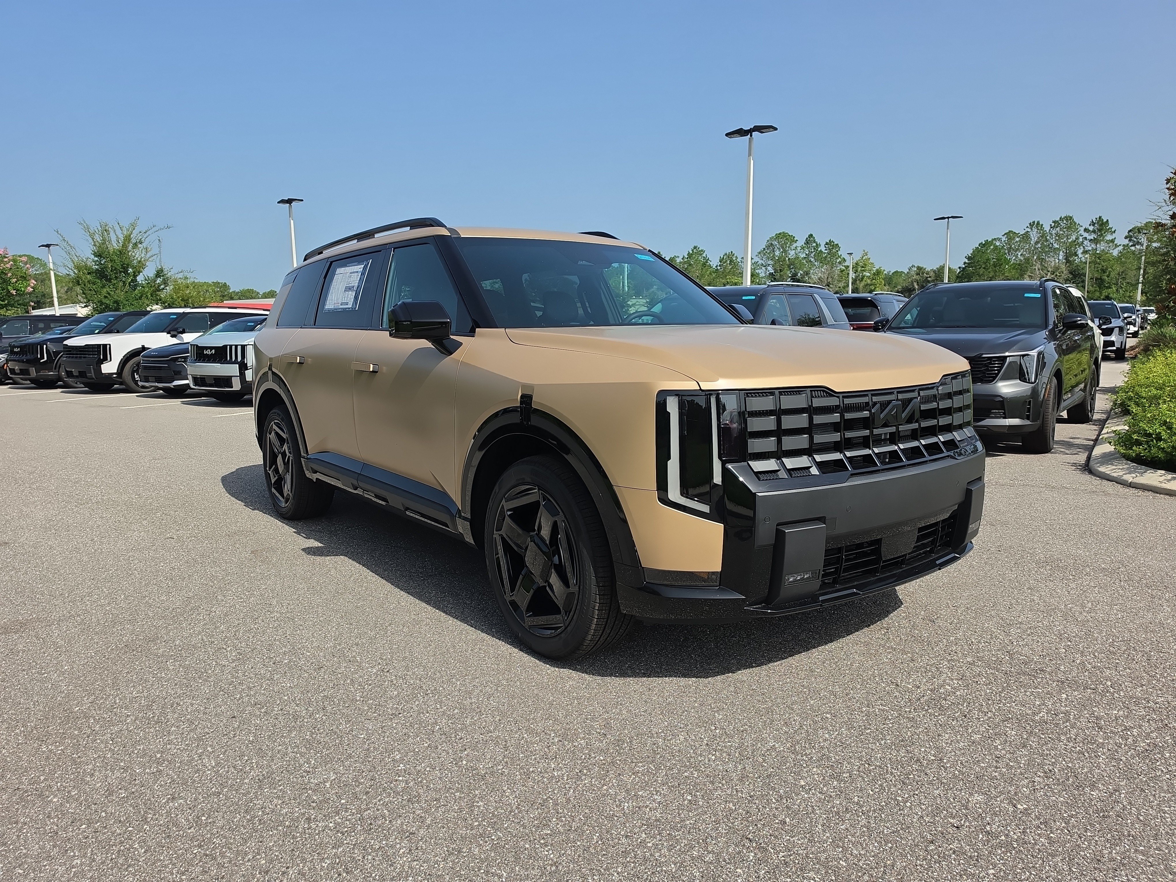 New 2027 Terrain Brown Matte Kia X-Line EX image 2