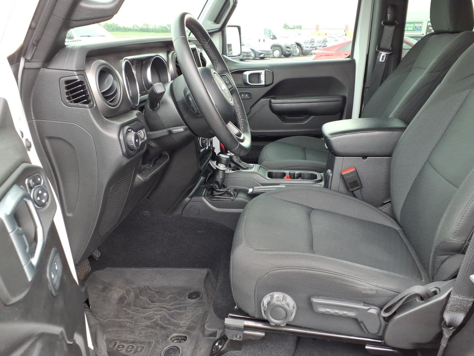 2022 Jeep Wrangler Sport S - Photo 17