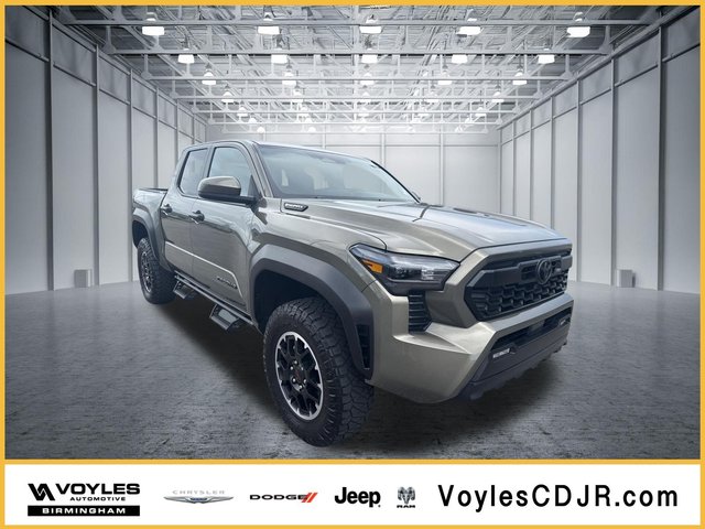 2025 Toyota Tacoma 4WD Trailhunter Hybrid