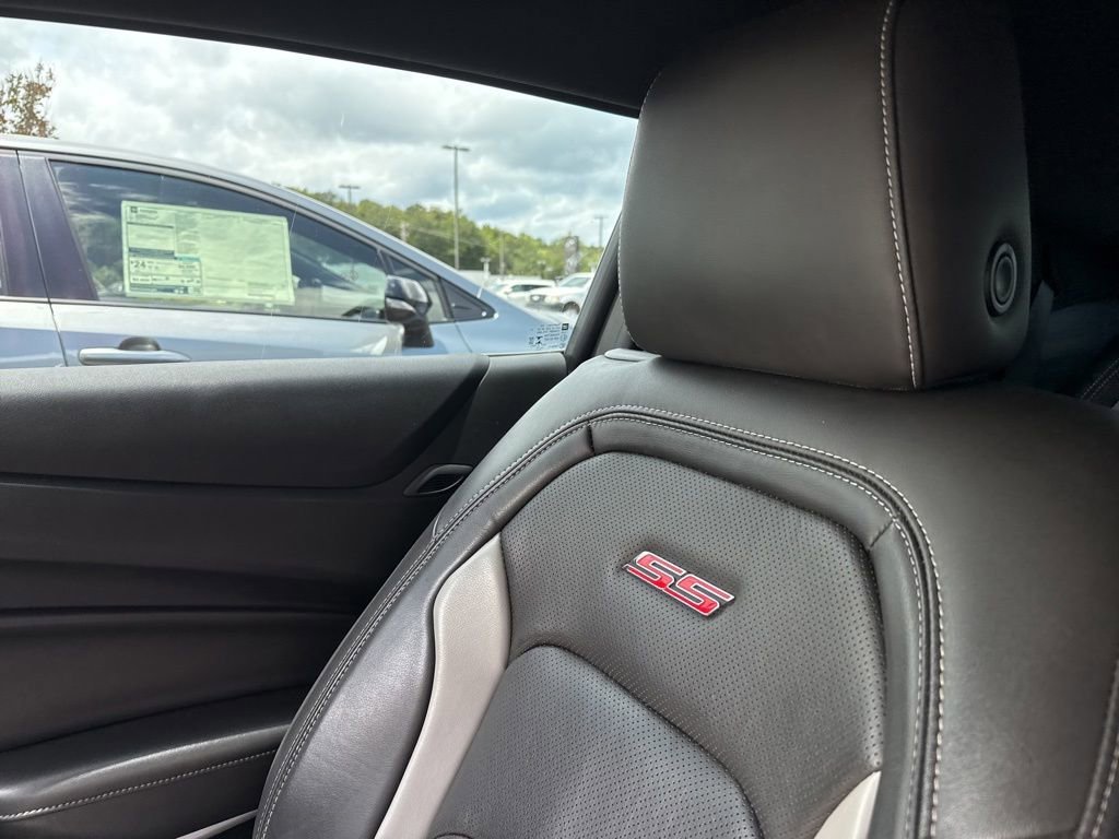 Used 2019 Black Chevrolet 1SS image 4