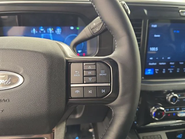 New 2026 Star White Metallic Tri-Coat Ford F-350® Platinum® image 43