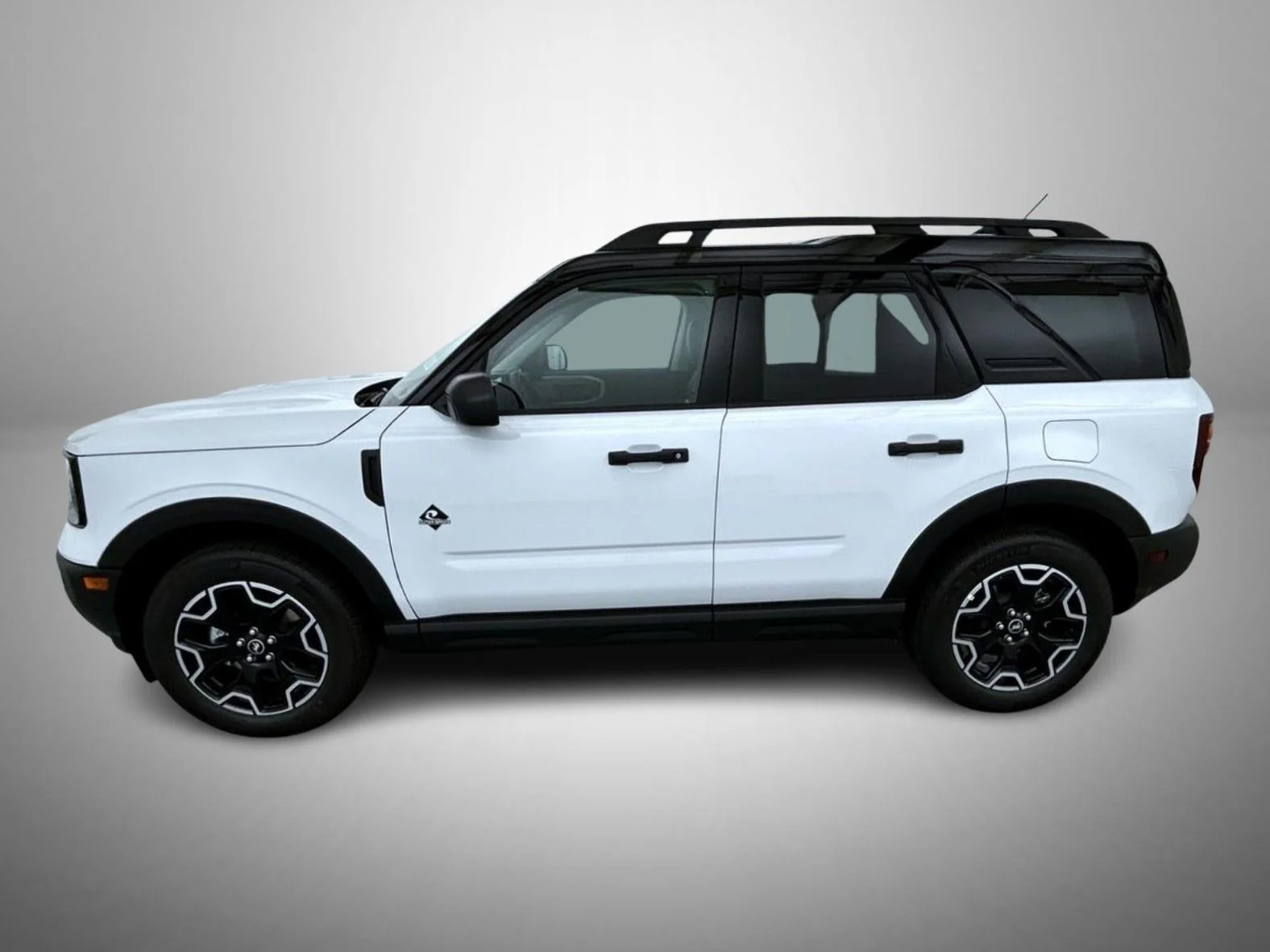 New 2026 White Ford Outer Banks image 8