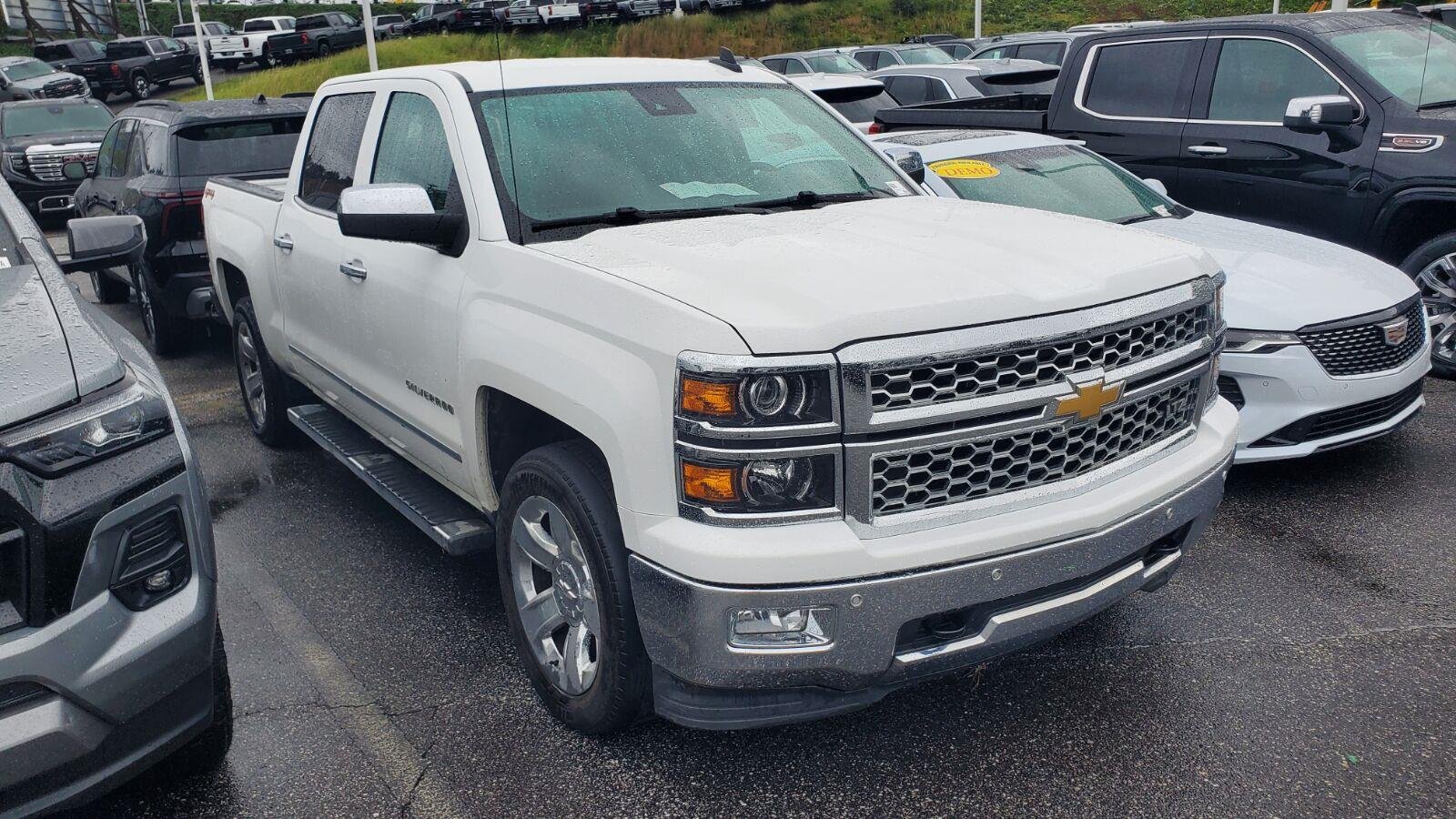 Used 2015 SUMMIT WHITE Chevrolet LTZ image 2