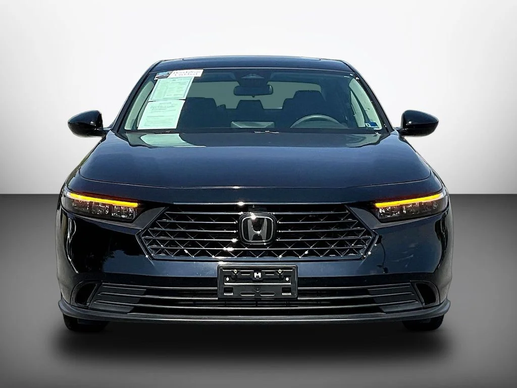 2025 Honda Accord SE - Photo 2