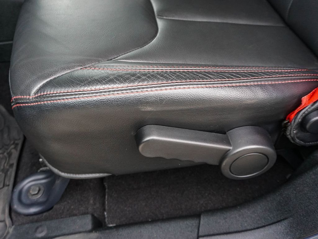 Used 2018 Black Jeep Unlimited Rubicon image 20
