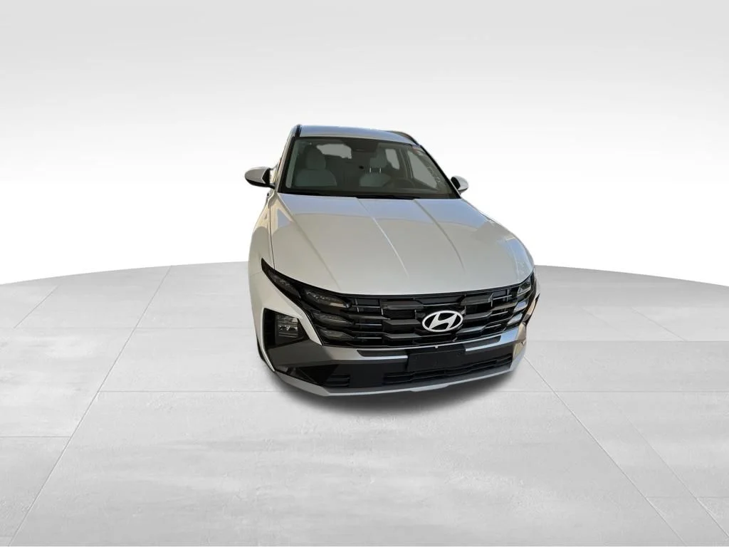 Used 2026 White Hyundai SEL Plus image 24