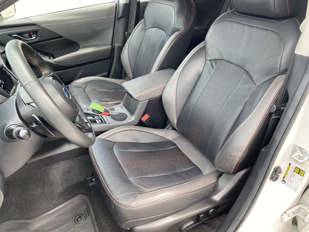 Used 2024 Crystal White Pearl Subaru Limited image 16