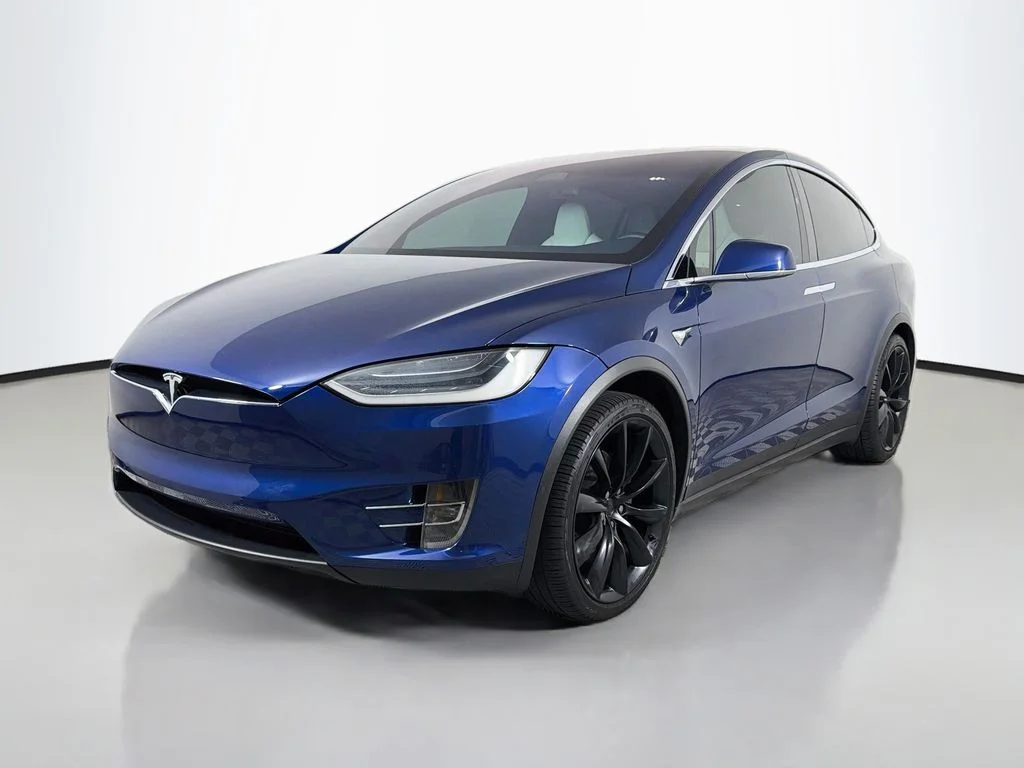 Used 2019 Blue Tesla  image 1