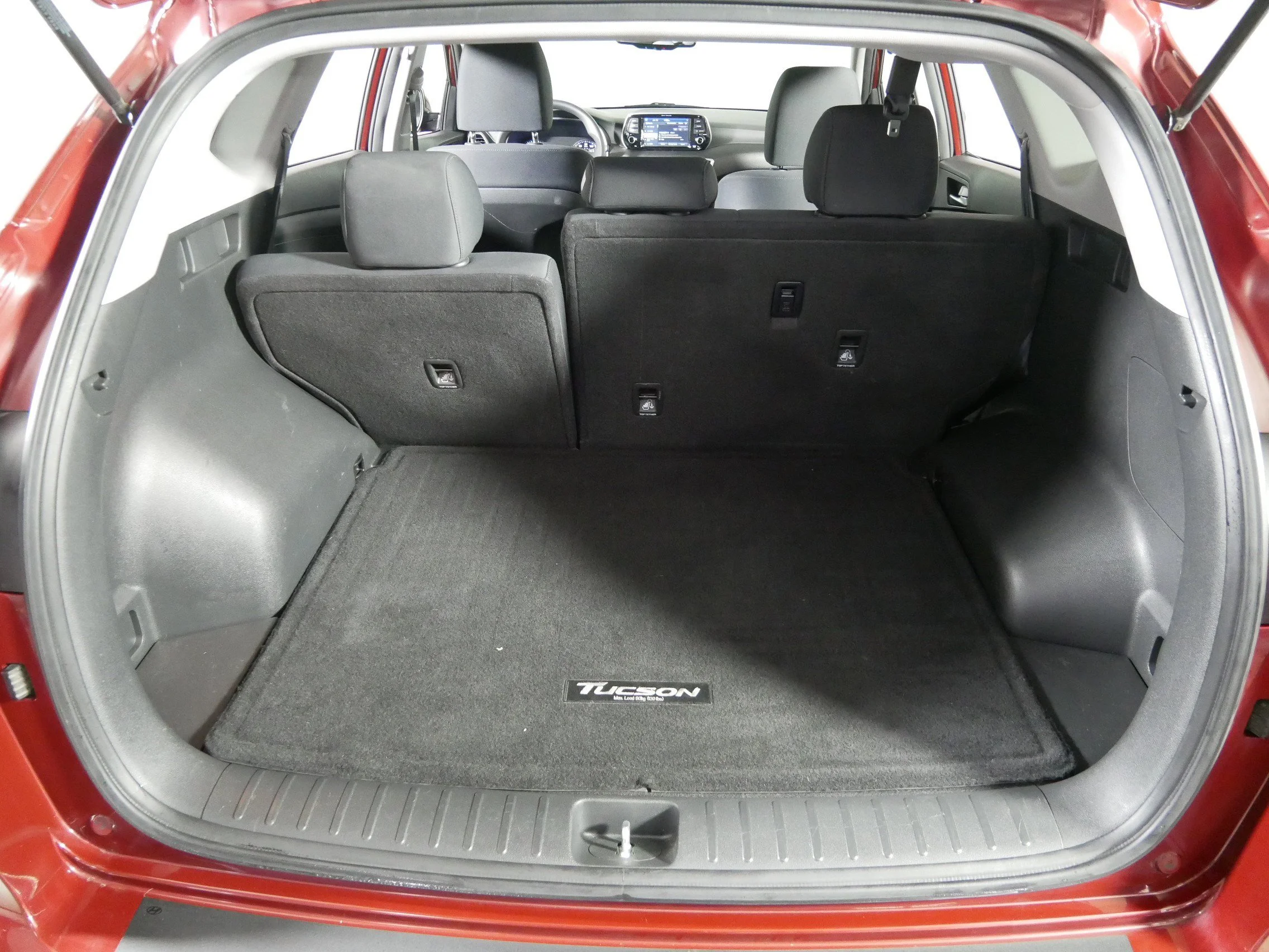 Used 2019 Gemstone Red Hyundai Value image 18
