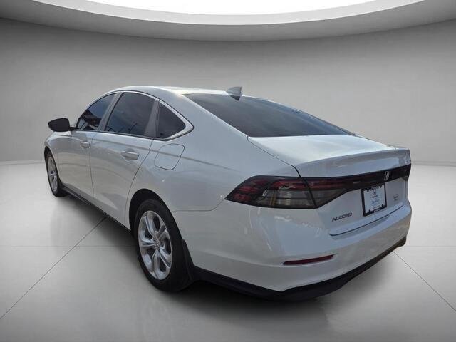 Used 2024 Platinum White Pearl Honda 1.5T LX image 3