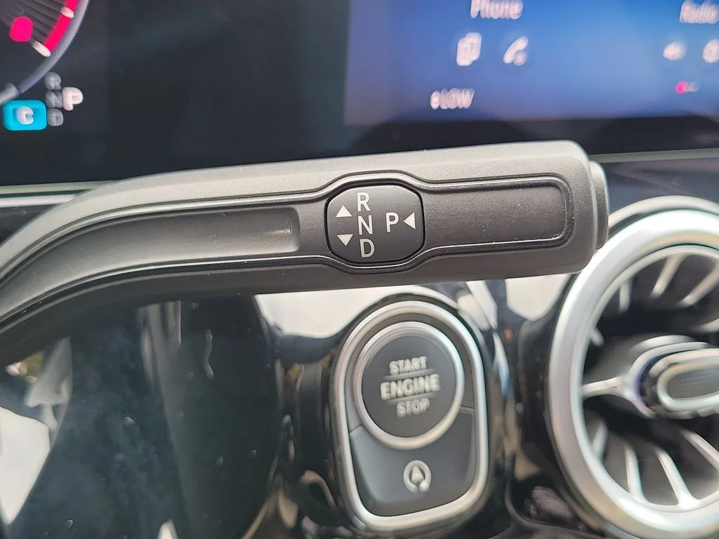 Used 2025 White Mercedes-Benz GLA 250 image 34