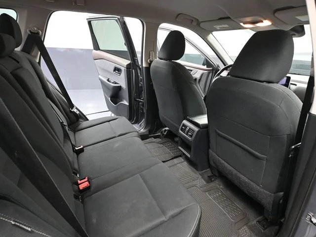 Used 2023 Gray Nissan S image 37
