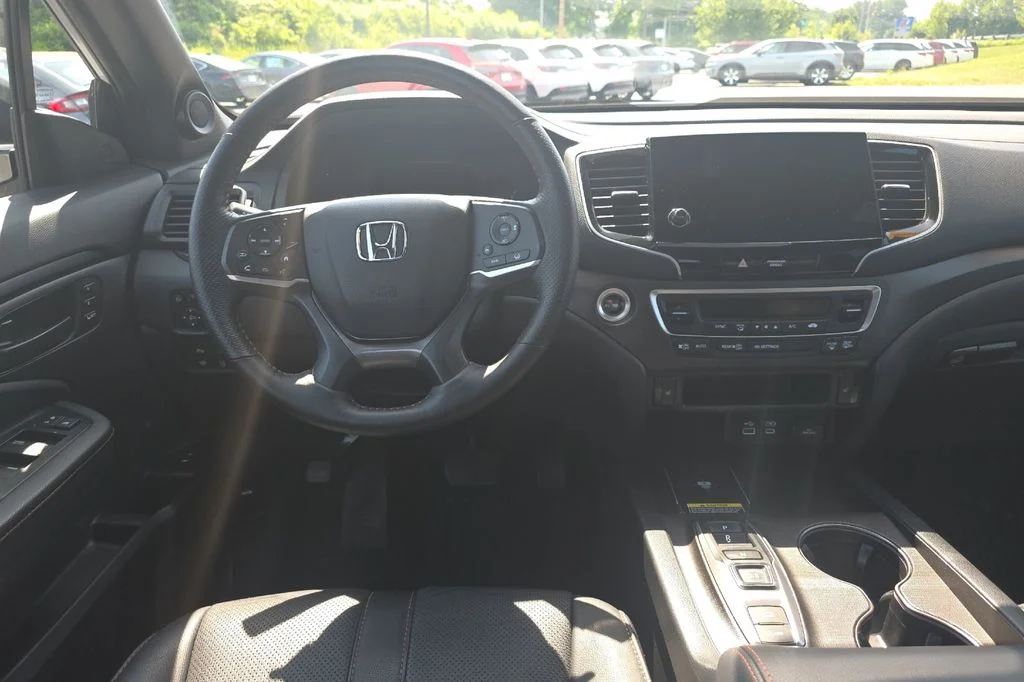 Used 2024  Honda TrailSport image 14