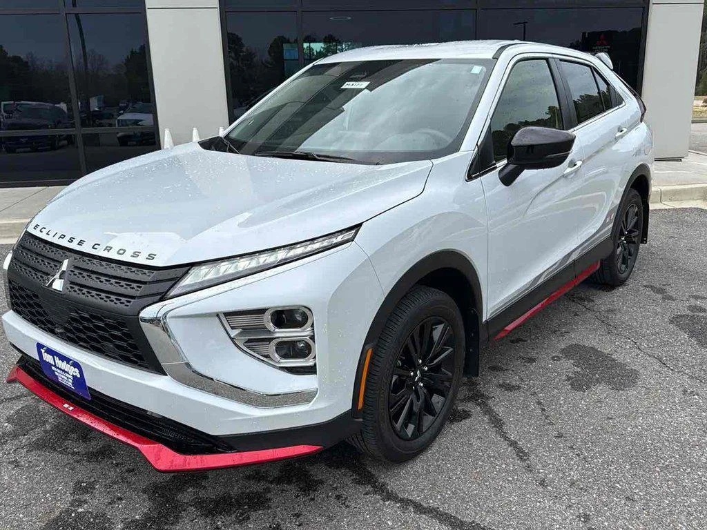 2026 Mitsubishi Eclipse Cross LE S-AWC's photo