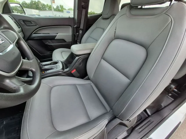 Used 2021 White GMC Elevation Standard image 21