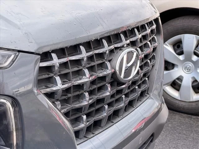 Used 2025 Gray Hyundai SEL image 14