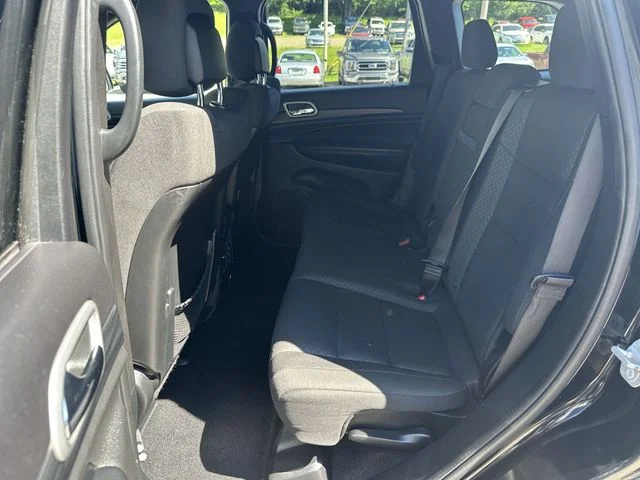 Used 2020 Black Jeep Laredo E image 26