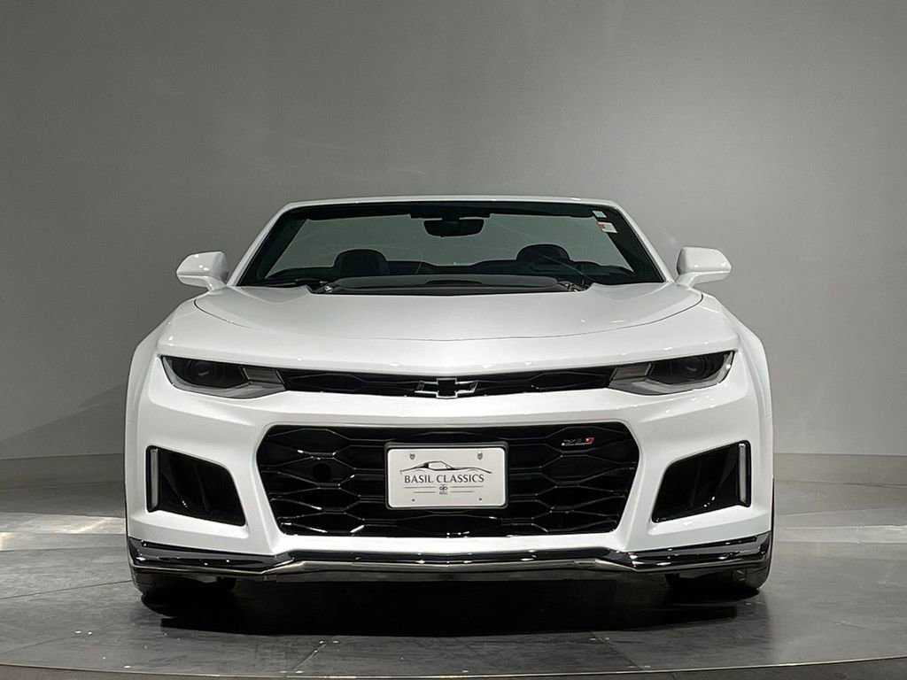 Used 2023 Summit White Chevrolet ZL1 image 2