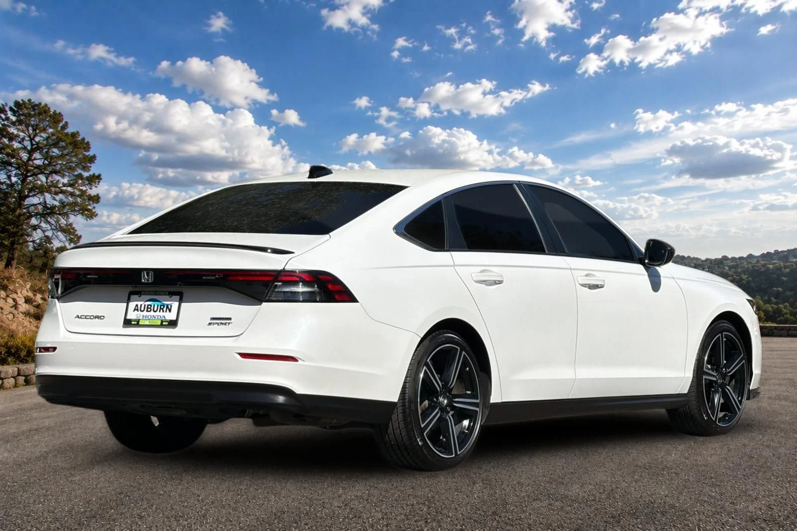 Used 2023 Platinum White Pearl Honda Sport image 5