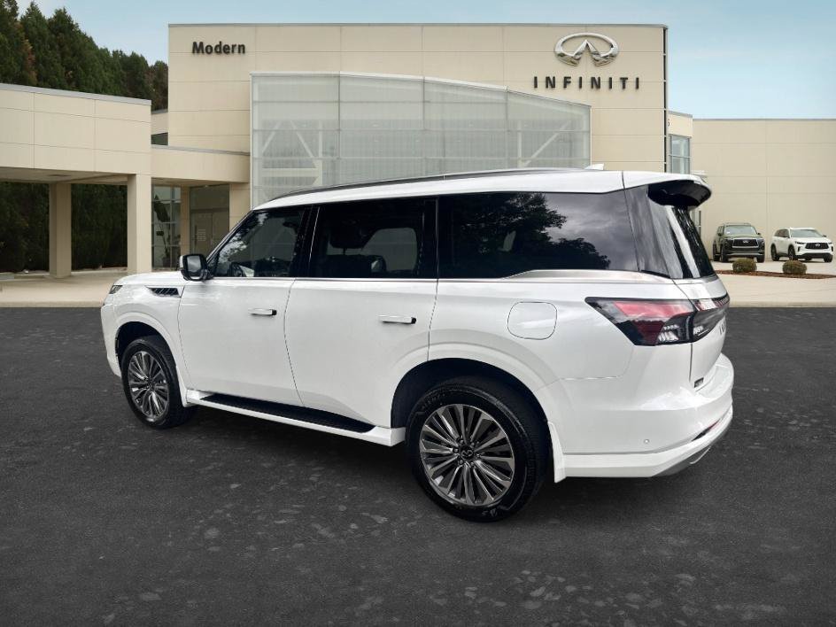 New 2027 Radiant White INFINITI LUXE image 6