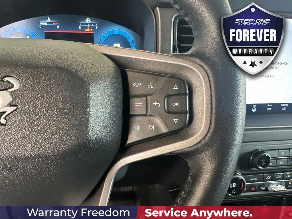 Used 2025 Green Ford Badlands image 22