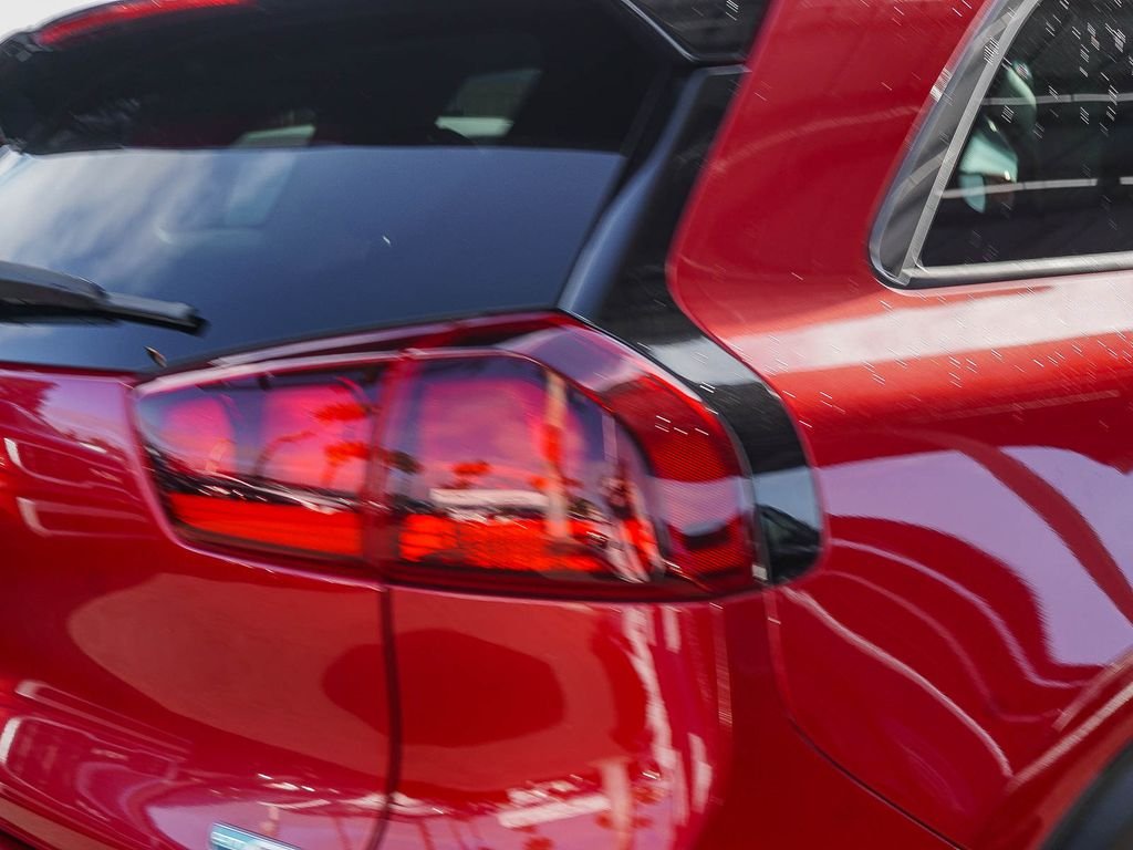 Used 2021 Red Kia LX image 8