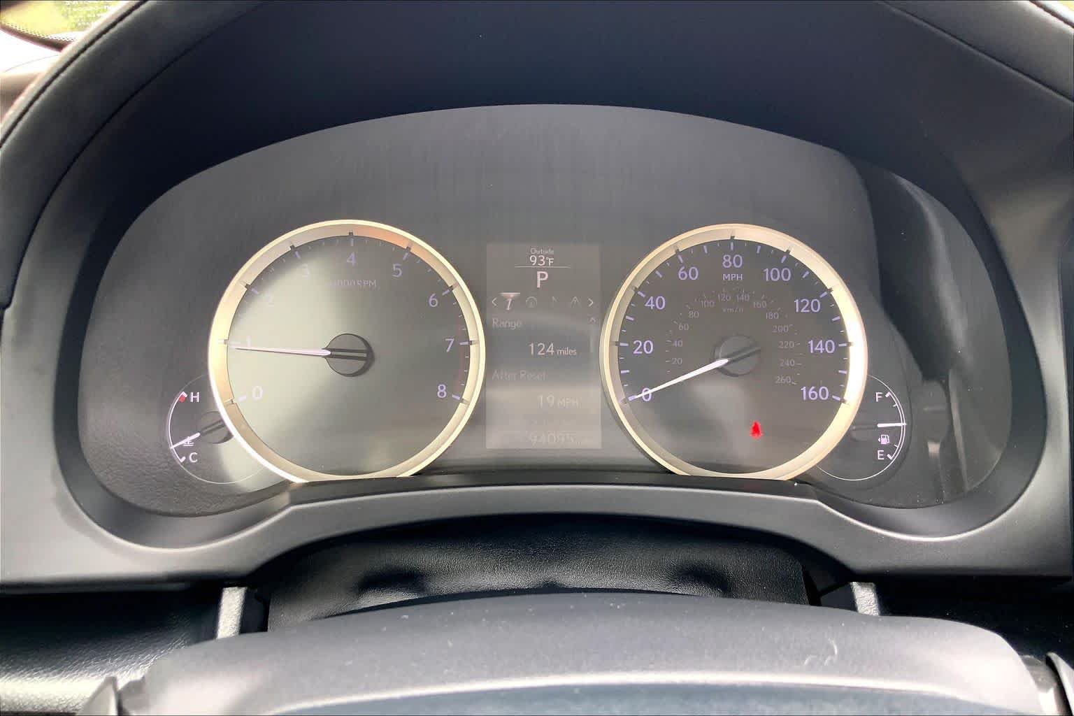 Used 2014 Nebula Gray Pearl Lexus  image 26