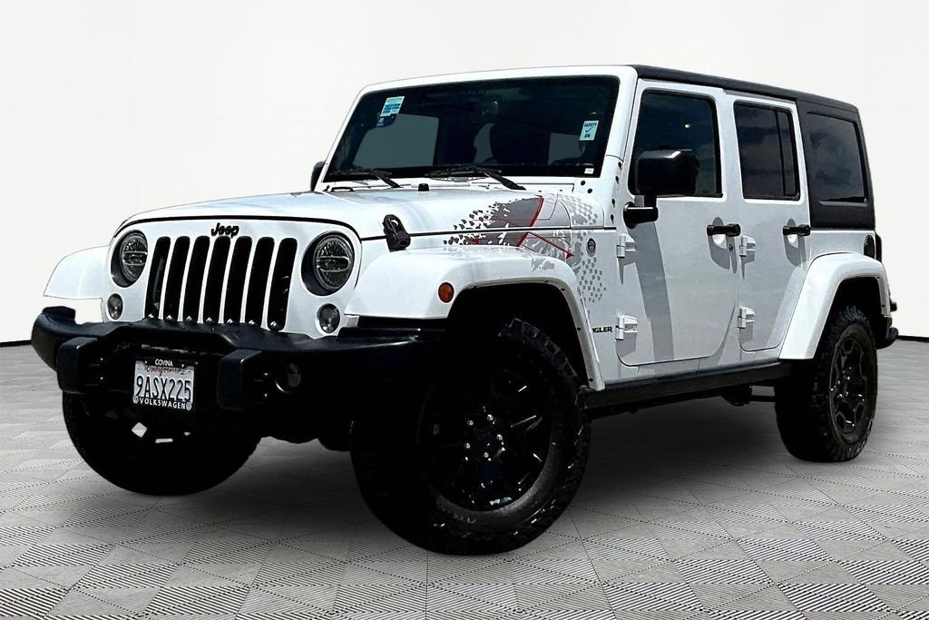 Used 2016 White Jeep Unlimited Sahara image 3