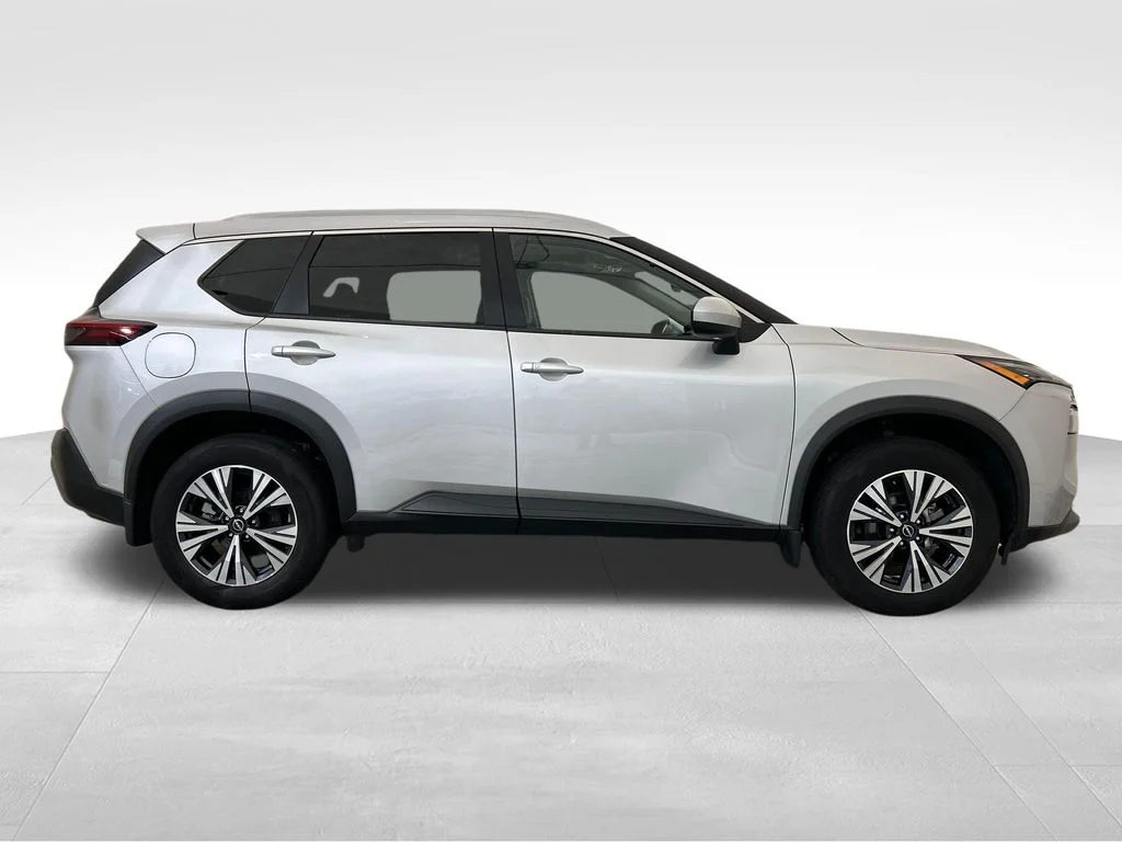 Used 2023 Silver Nissan SV image 6
