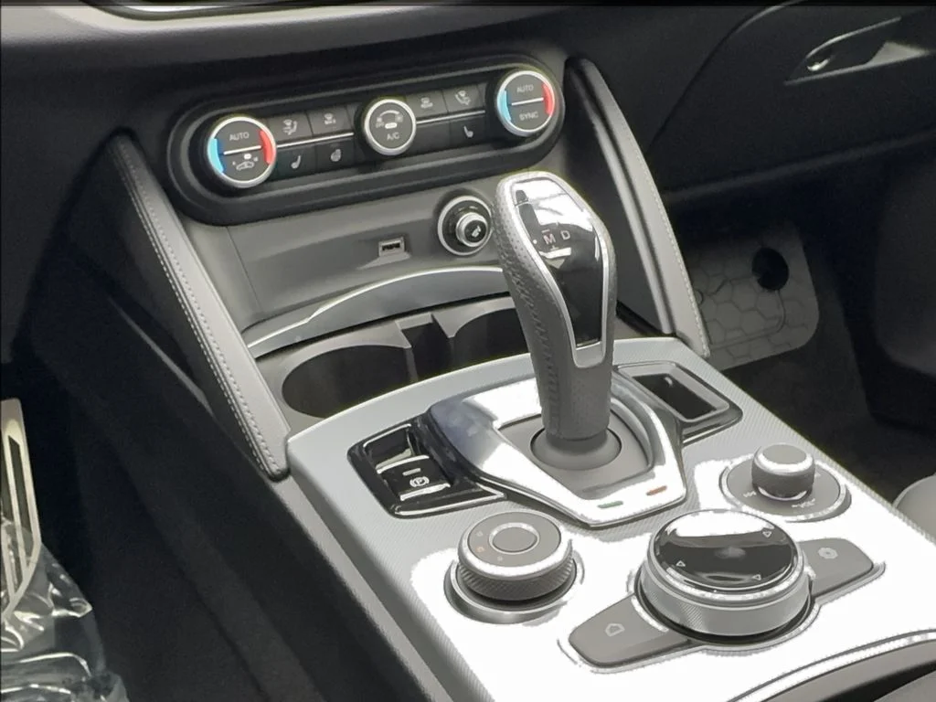 New 2026 Gray Alfa Romeo Base image 39