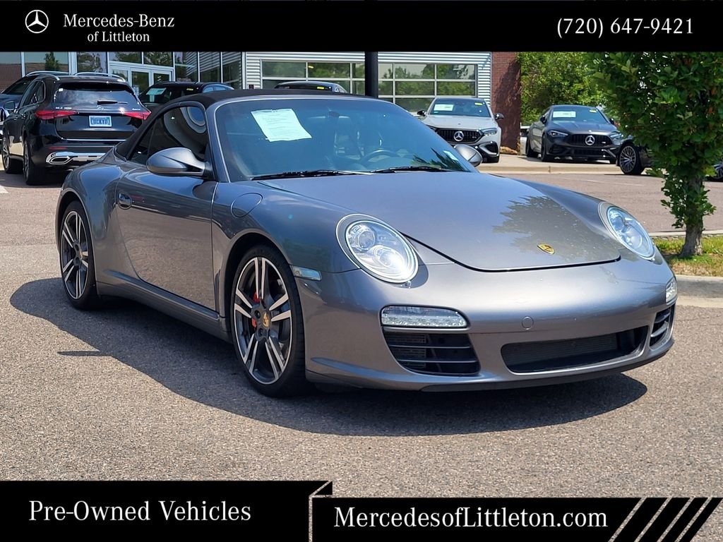 Used 2011 Gray Porsche Carrera 4S image 3