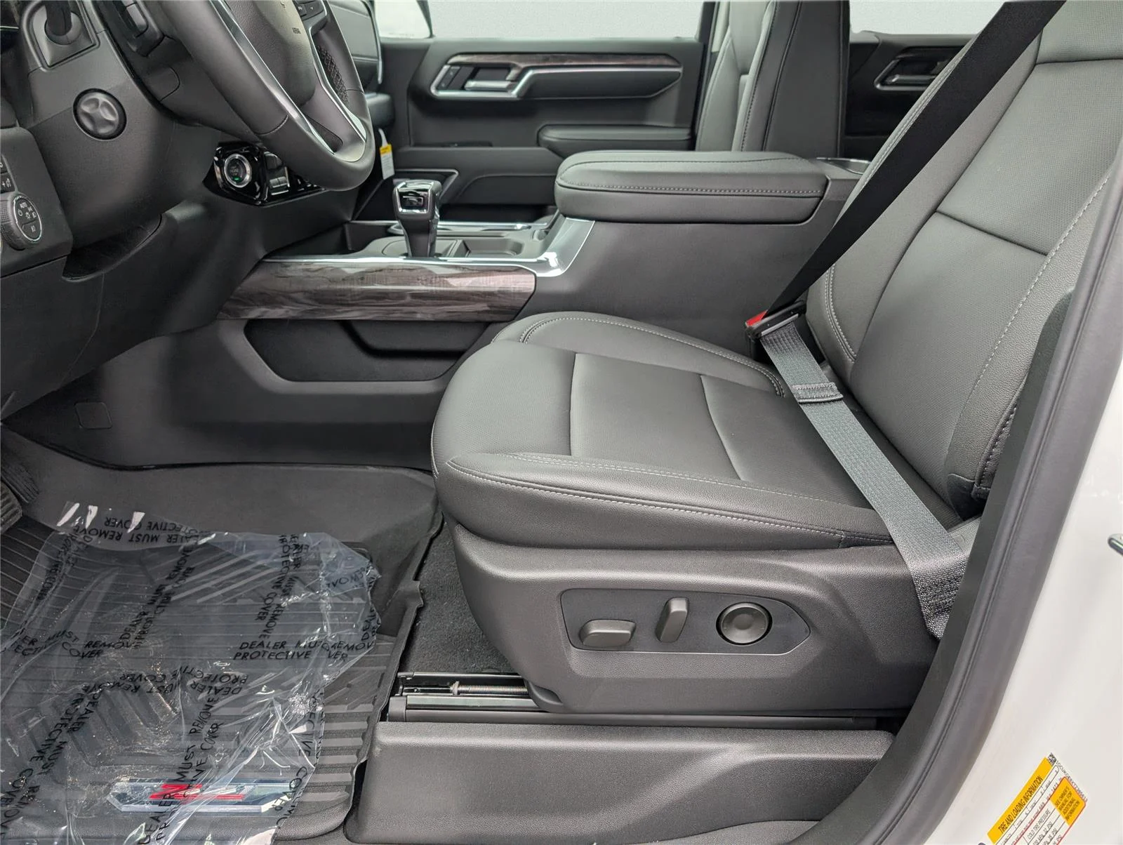 2026 Chevrolet Silverado 1500 LTZ - Photo 35