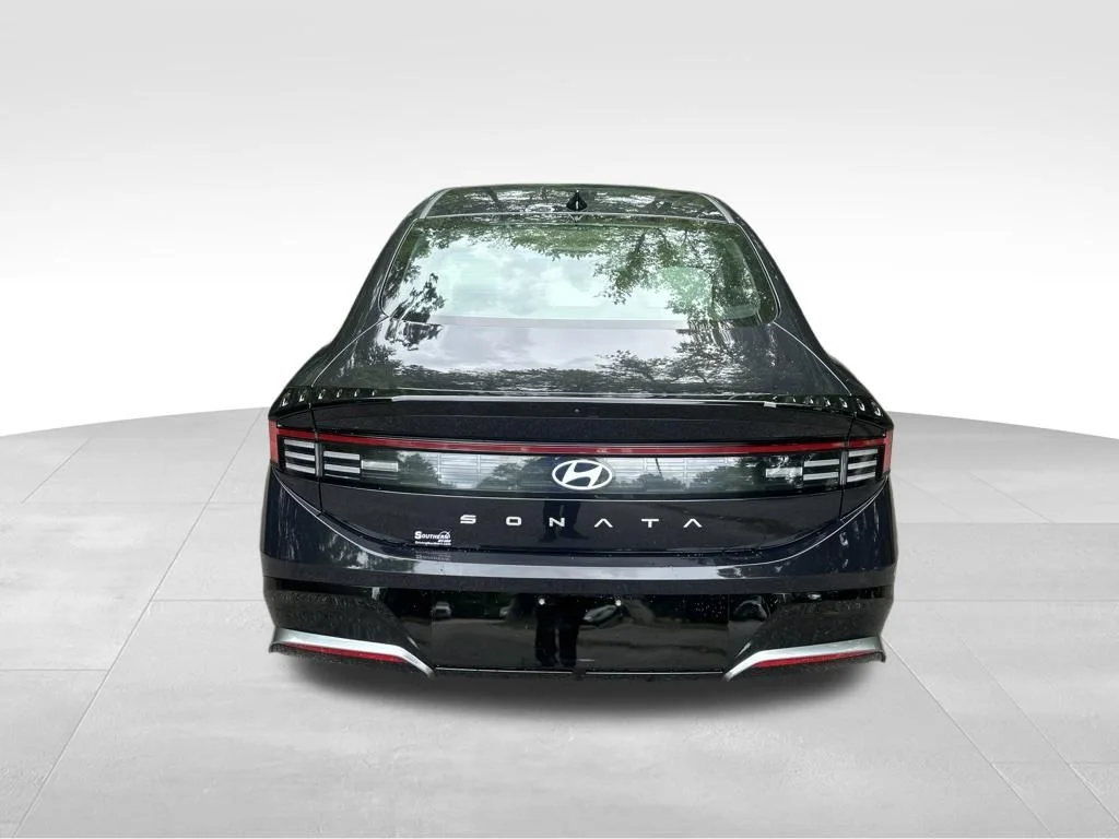Used 2025 Blue Hyundai SEL image 4