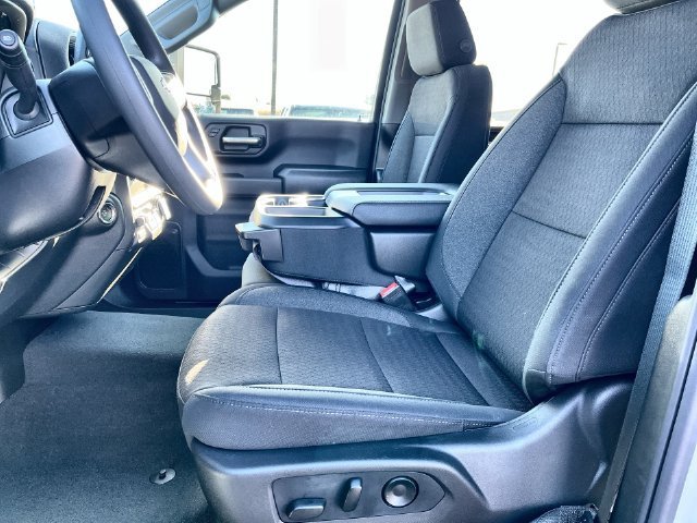 2026 Chevrolet Silverado 2500 HD photo 21 of 41
