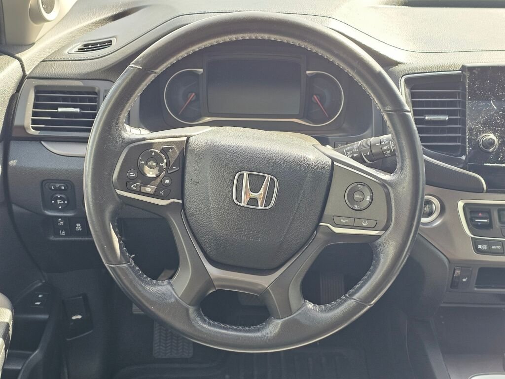 Used 2020 White Honda EX-L image 19