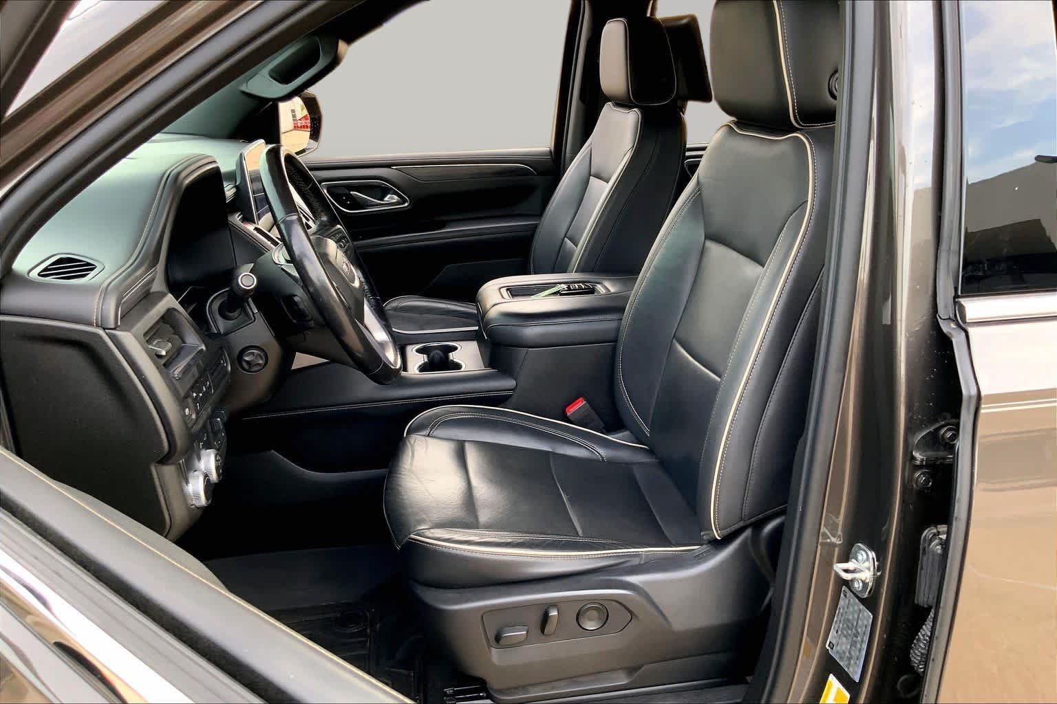 Used 2021 Smokey Quartz Metallic GMC SLT image 8