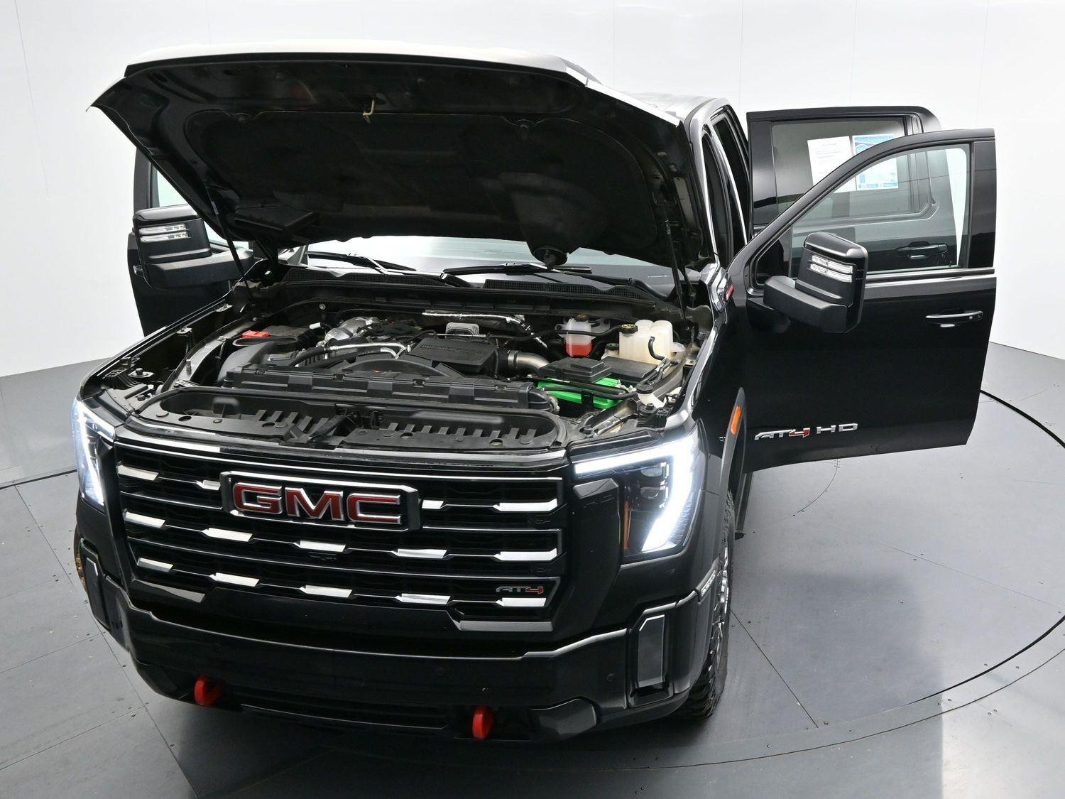 Used 2024 Onyx Black GMC AT4 image 45